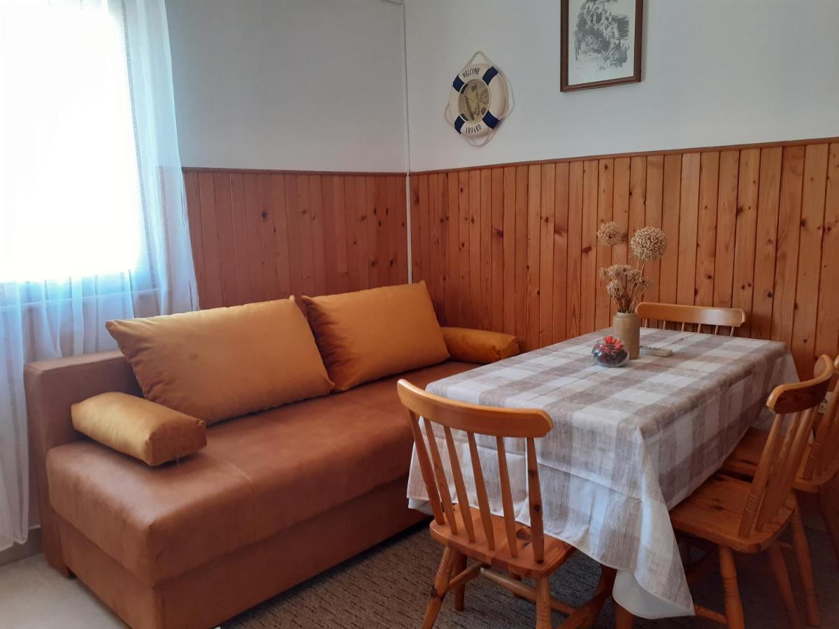 Apartment Simunec Малинська Екстер'єр фото